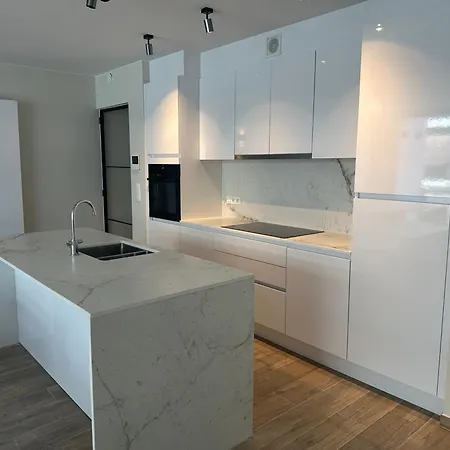Apartment New Luxe At Sea T130