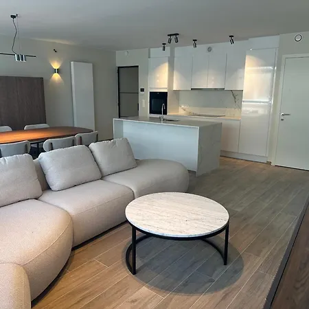 New Luxe At Sea T130 Apartment *